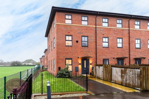 View Full Details for Newbold Street, Nottingham