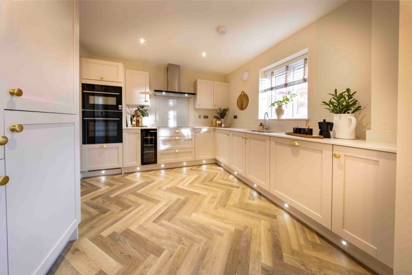 Images for Nuthall, Nottingham