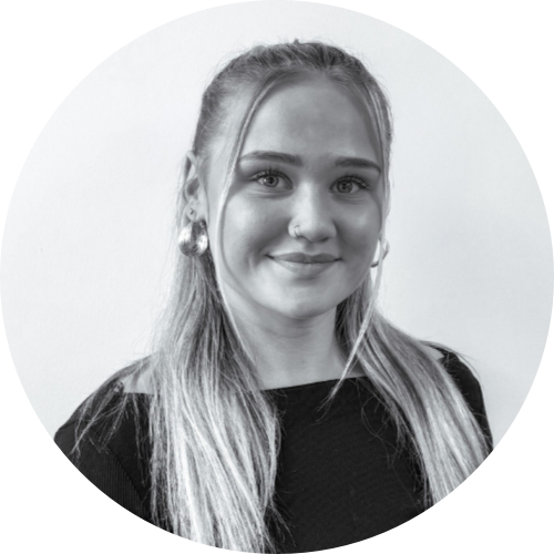 Ellie Clark, Sales Negotiator